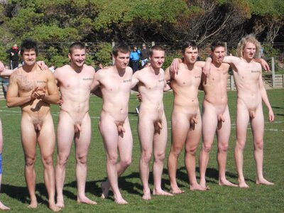 groups_of_naked_men-5964.jpg