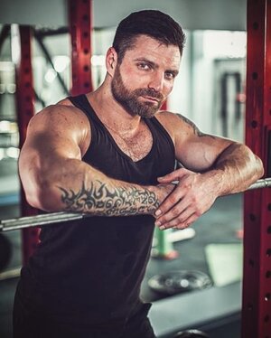 4 464226418_2018.jpg