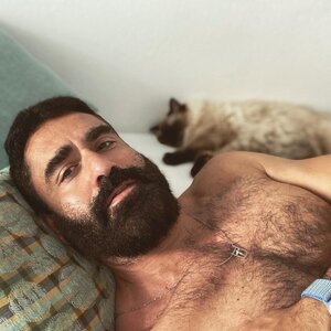 Ucaralda and Indy the explorer cat 197838610.jpg