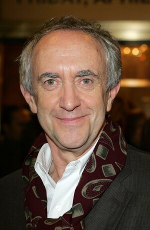 Jonathan_Pryce.jpg