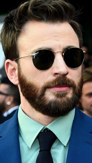 𝐂𝐡𝐫𝐢𝐬 𝐄𝐯𝐚𝐧𝐬.jpeg