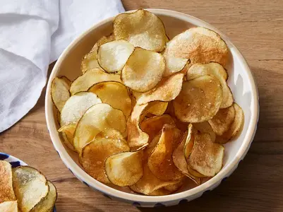 73135-homestyle-potato-chips-ddmfs-0348-3x4-hero-c21021303c8849bbb40c1007bfa9af6e.webp