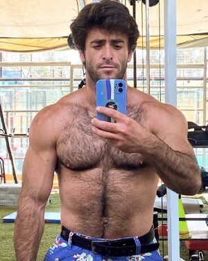 Manuel Noe Ravest Foster 467506547.jpg