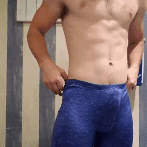 EDA13E42-05B7-4A1A-A6BC-740B933D8CB7.gif