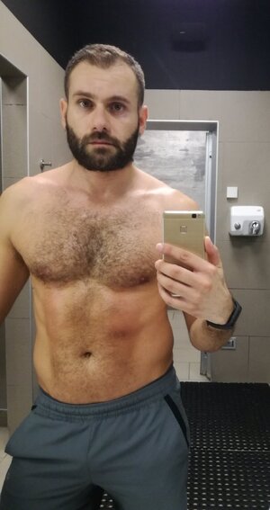 1 EMTgRUMU4AEnGI_.jpg