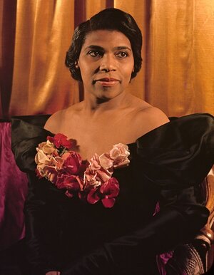 Marian_Anderson_by_Carl_Van_Vechten_(cropped).jpg