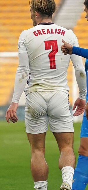 Jack Grealish (3).jpeg
