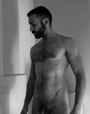 Yandrak F5WO8n0XkAAMueX.jpg