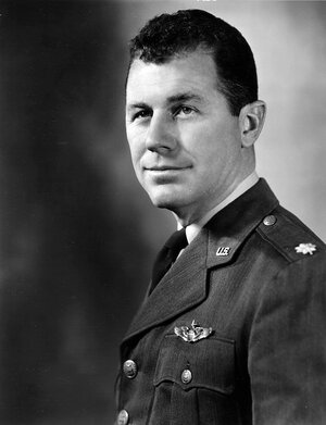 692px-Charles_Yeager_photo_portrait_head_on_shoulders_left_side.jpg