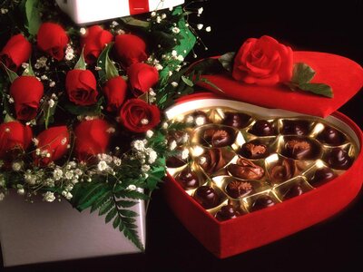 Valentine day chocolate (1) (1).jpg