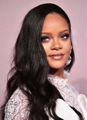 Rihanna-Barbadian-singer-Robyn-Fenty.jpg