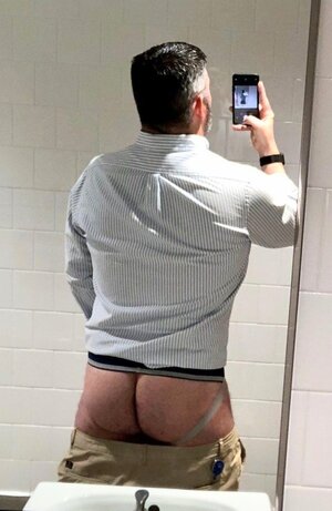 shirt-lifter-butt-selfie-arse-god-butt-selfie-jock-745x1024.jpg