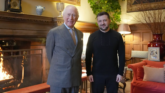 Screenshot 2025-03-03 at 10-25-36 Selenskyj trifft König Charles III. Überraschender Besuch in...png