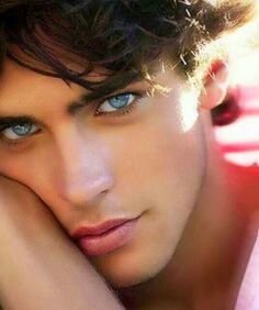 PHOTOS_ The Most Beautiful Blue Eyed Men in the World.jpeg