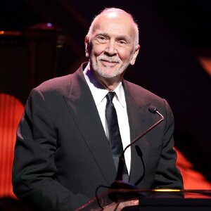 629abd683257-frank-langella.jpg