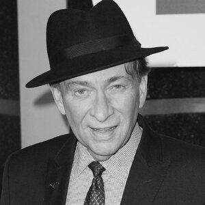 Bobby-Caldwell-obit-billboard-1548.jpg