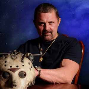 WEB-HS-Kane_Hodder-1080x1080.jpg