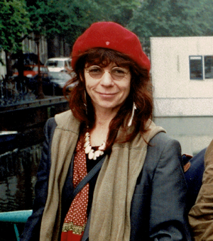 Sally_Rodwell_Amsterdam_by_canal_cropped.png