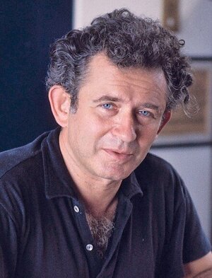 Norman_Mailer_writing,_cropped_(2).jpg