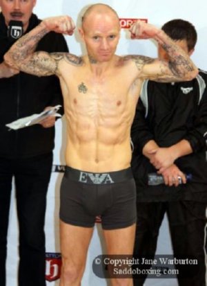 flyweight edwards 7.12.9.jpg