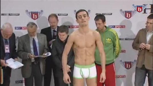 scott quigg2 9 4..jpg