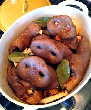 pig snouts+3-4006616137.jpg