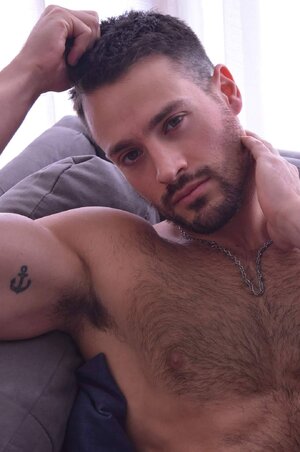 sitting 3898670178.jpg