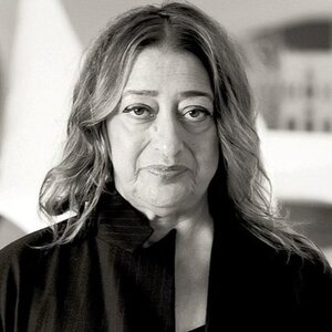 1024px-Zaha_Hadid_in_Heydar_Aliyev_Cultural_center_in_Baku_nov_2013-Copie-2-1024x461.jpg
