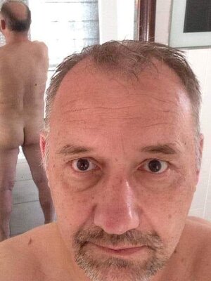Bob Mortimer nude.jpg