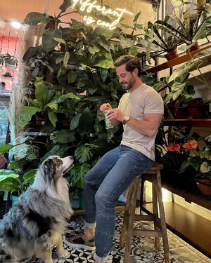 Gabriel and Nanouk 272621651.jpg