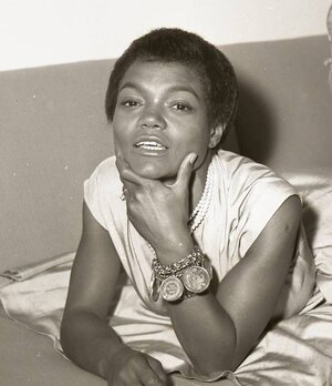 Eartha_Kitt_visit_to_Israel_(997009326916805171)_(cropped).jpg