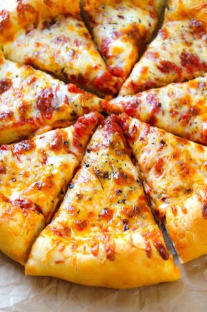 cheesy-crust-pizza-7-682x1024.jpg
