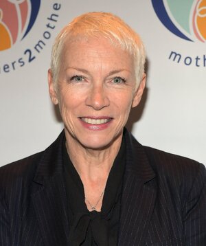 annie-lennox_MI0004270565-MN0000585249.jpeg