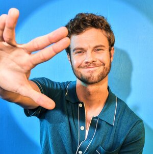 jack-quaid-visits-the-imdboat-official-portrait-studio-at-news-photo-1688586435.jpg