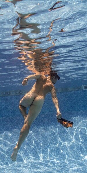 swimming-nude-pants-off-498x1024.jpg