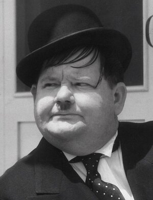 1703937481_Oliver_Hardy.jpg