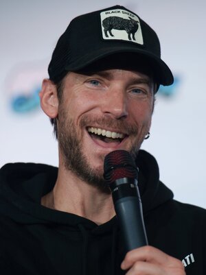 Troy_Baker_Q&A_(cropped).jpg