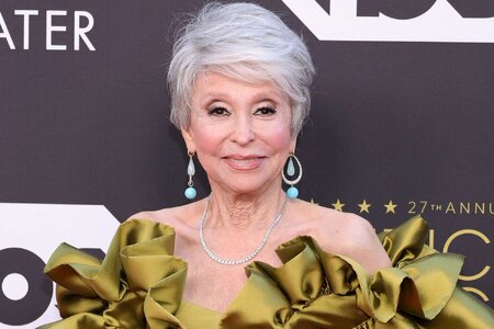 Rita-Moreno-112723-tout-1-c8f576b850ec416aba8f40c28857465f.jpg