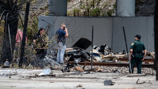 83046294007-041125-boca-plane-crash-11.jpg