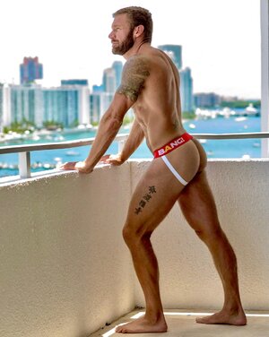 Christoph by Maximo Hurtado-2-18-05-2021-13-31-09.jpg