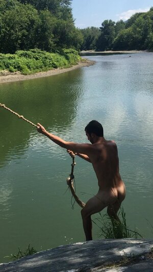 naked-rope-swing-v0-N2p5aG9pbmZseDRjMeJcv_jz3jBLbVE2fYR_stOKadi83X11SUVqL-ncHg3Y.jpg
