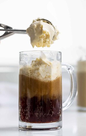 root-beer-float-2.jpg