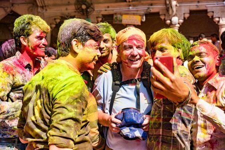 Selfies-wahrend-des-Holi-Festes.jpg