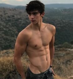 Hot Dudes – 1 October 2018.jpeg