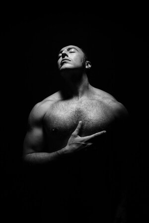 Gerardo Z 5f873ae393861.jpg