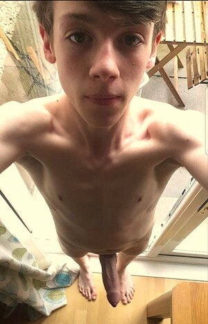 skb b7cb65c4b7_small.jpeg