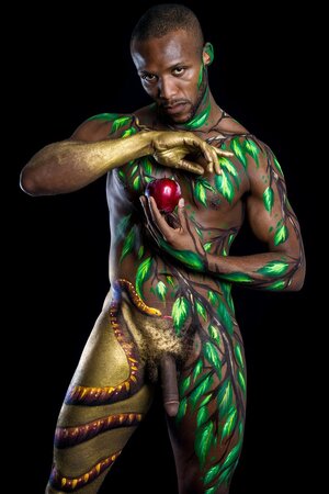 11 Adam and the Apple photographed by Bernard-G.jpg