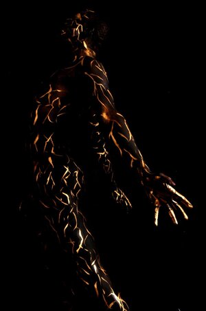 13 bodypaint and photo by Leah Daniels, model Spiral75.jpg