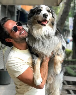 Gabriel and Nanouk 41677603.jpg