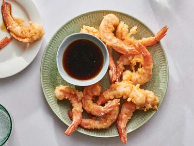 ALR-recipe-8465165-chef-johns-shrimp-tempura-hero-02-4x3-586da119c9cc43ce9504d36c9821b53f.jpg